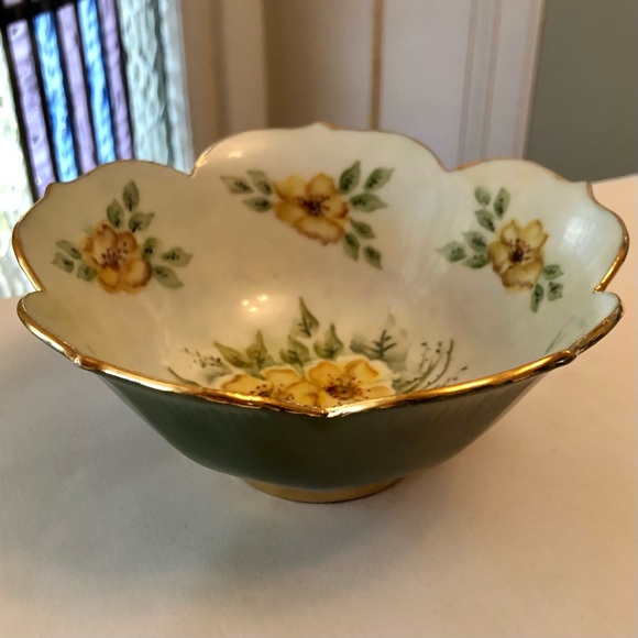 [vintage] Artist Hand Painted Gilded Hibiscus Flower Ceramic Dish - Picture 2 of 14